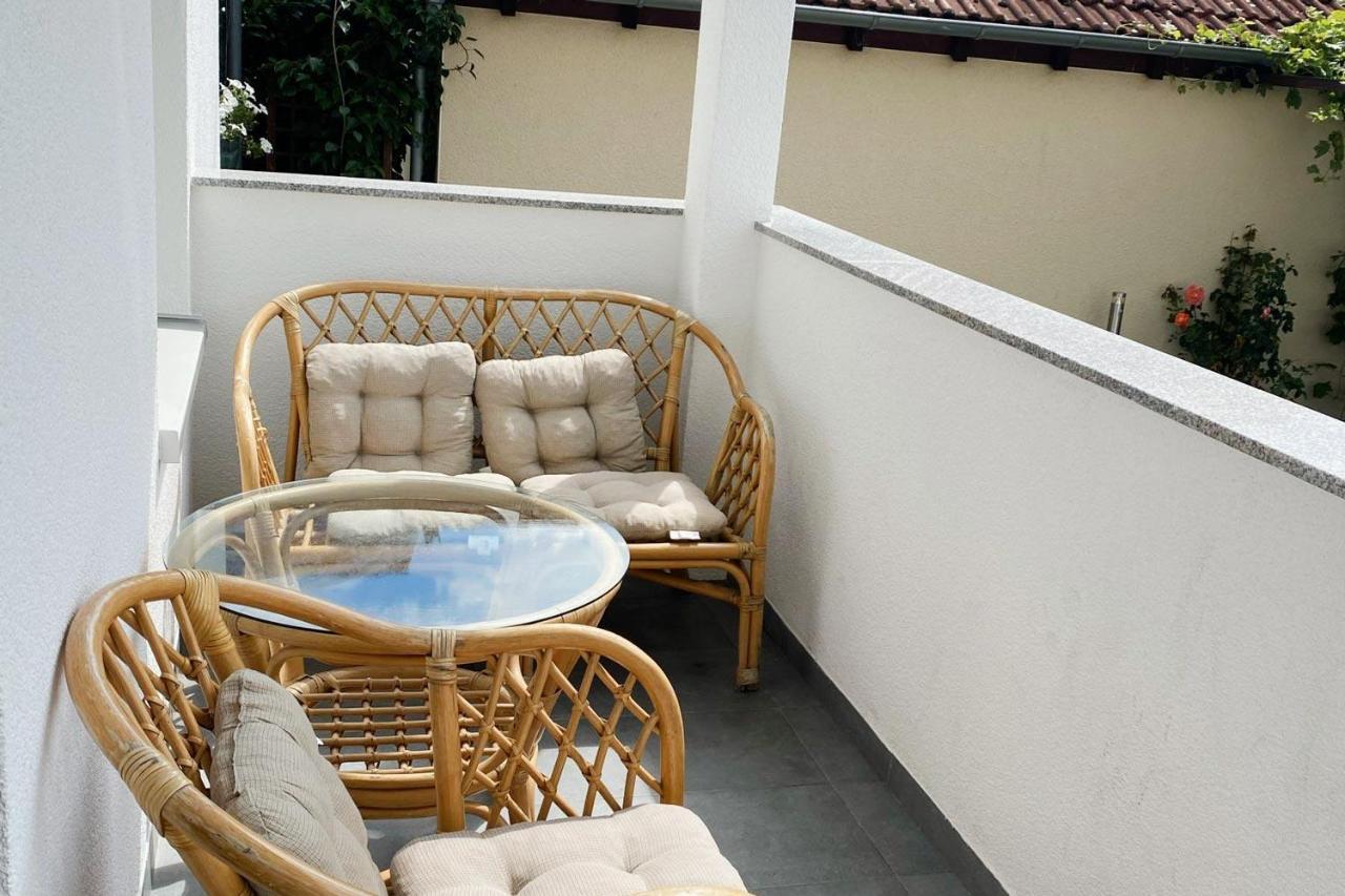 3 Bedroom Apartment In Leverkusen Ngoại thất bức ảnh
